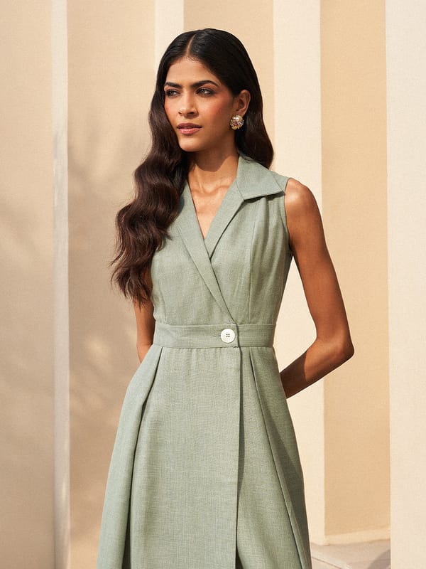 Fab Workwear Collar Dress — HOUSE OF FETT
