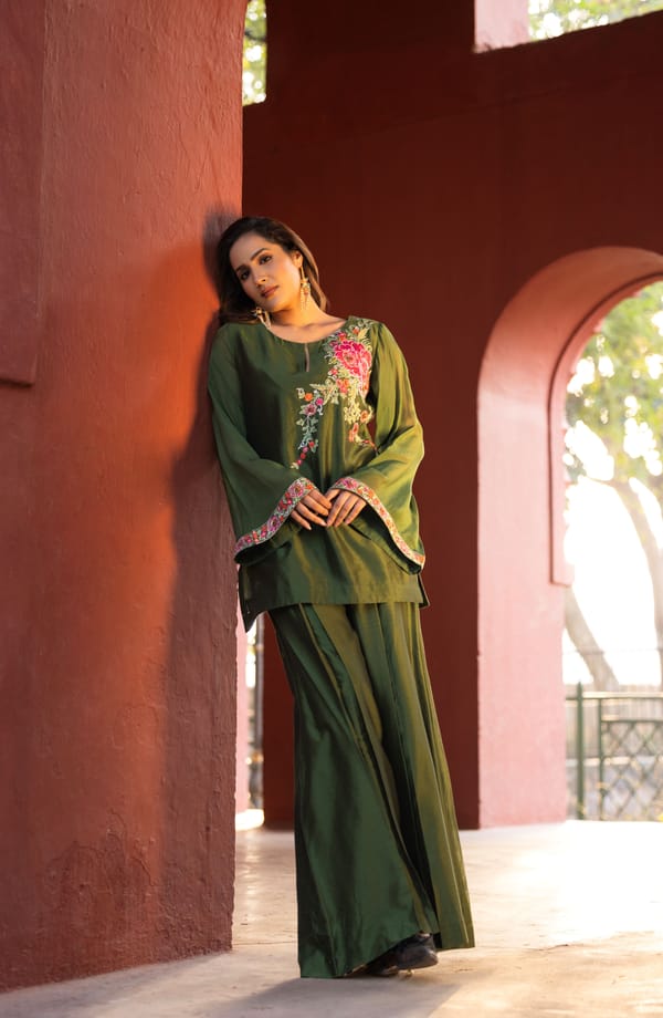 Chanderi Floral Emboidered Co-Ord Set Green — Kahani Lush