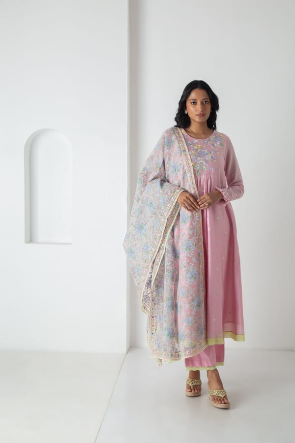 Yeva Kurta — Chhaya Mehrotra