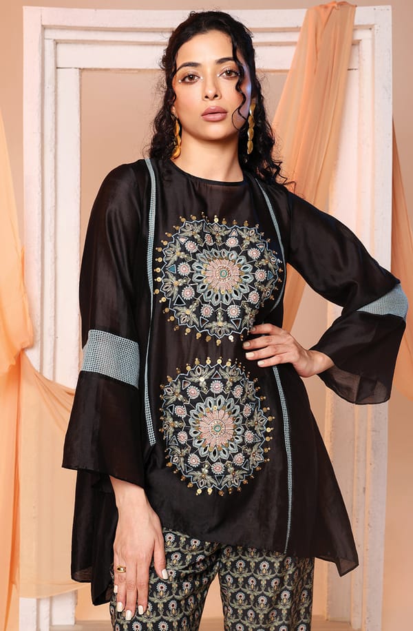 Eraya Applique Asymmetric Co-Ord Set — SOUP by Sougat Paul