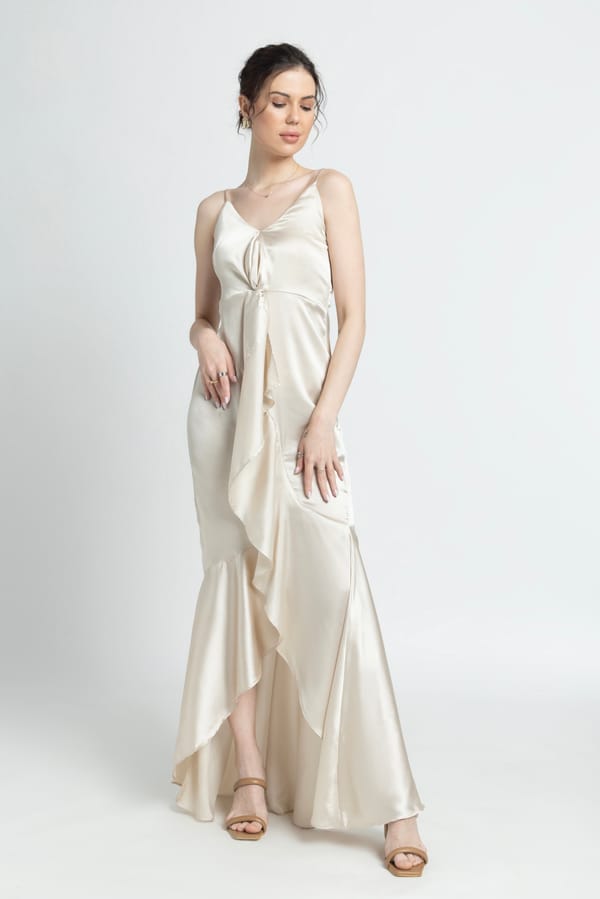 Creamy Flair Maxi Dress — Julo