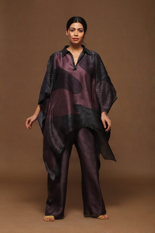 Plush Contour Vine — CLOS