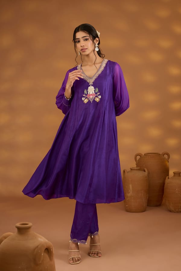 Kamal Talai Suit Set — ISHA GUPTA TAYAL