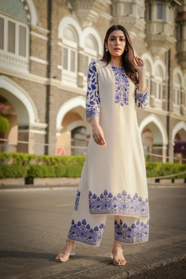Off White Beigish Muslin Blue Buti Kurta Set — MAHEE JAIPUR