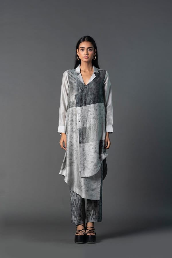 Array Irises Grey & Silver — CLOS