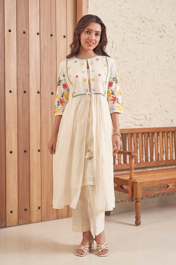 Off-White Mul Mul Kurta Set with Embroidered Cape — SAMATVAM