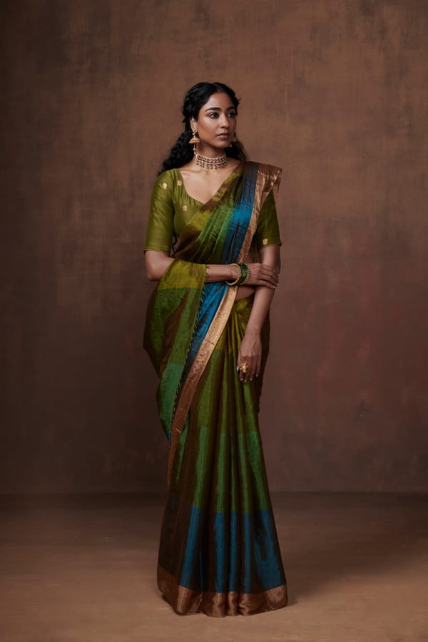 Vyom — Dressfolk