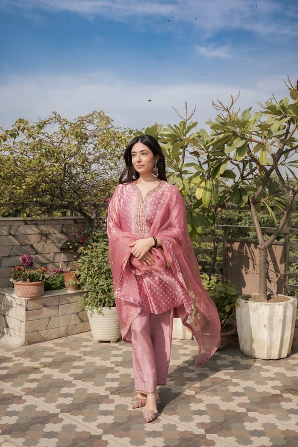 Blush Pink Bandhani Set — KAPAAS