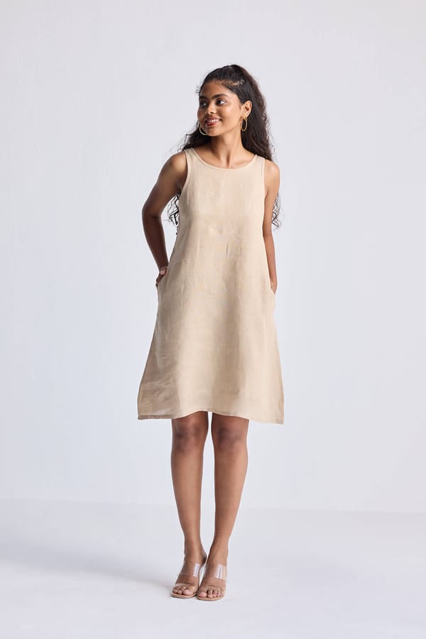Hemp Short Dress with Back Embroidered Lace Detail — REISTOR