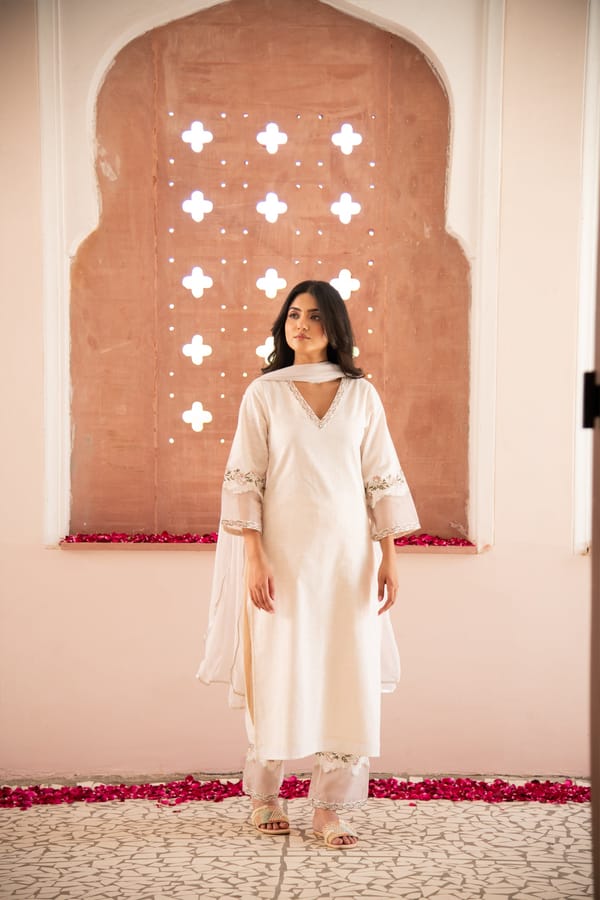 Off White Nayla Kurta Set — Seher Jaipur
