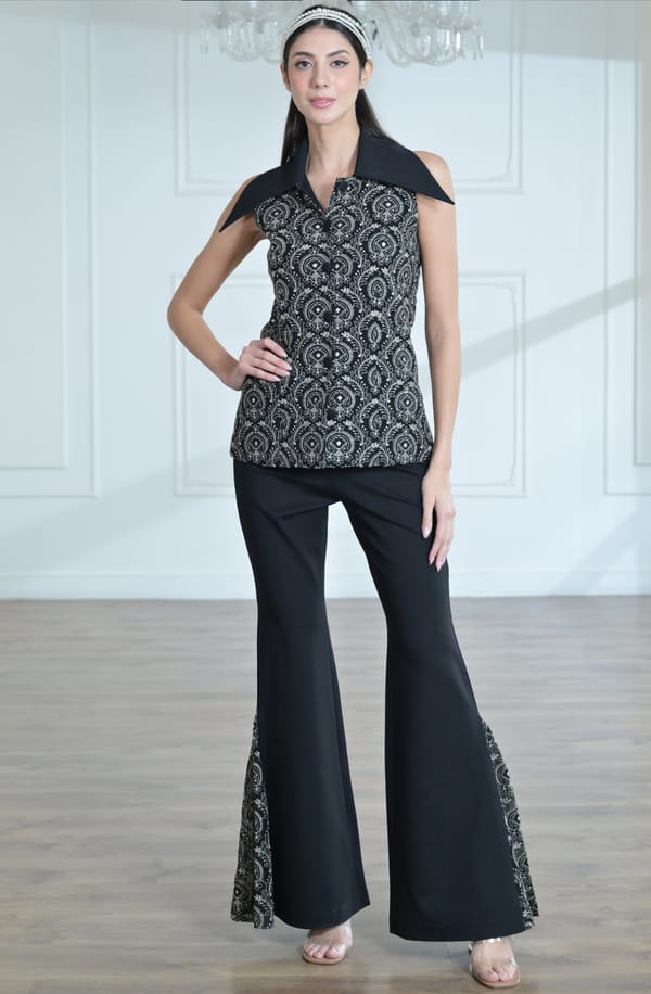 Black & Golden Sleeveless Jacket Set — OMBRELLO