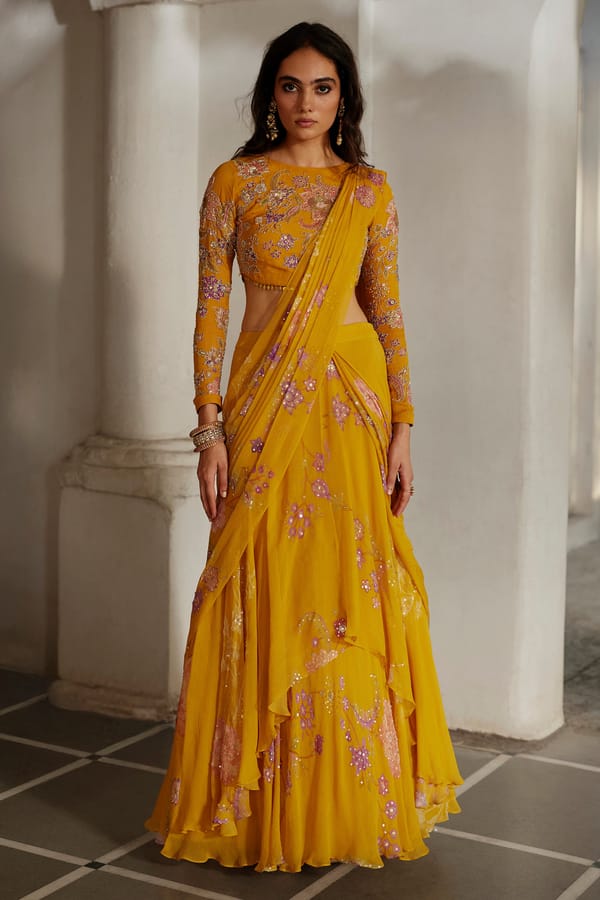 Moon Saree Set — Paulmi and Harsh