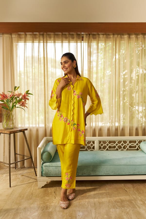 Yellow Bamber Silk Applique Kurta and Pants Co-ord Set — SURABHI ARYA