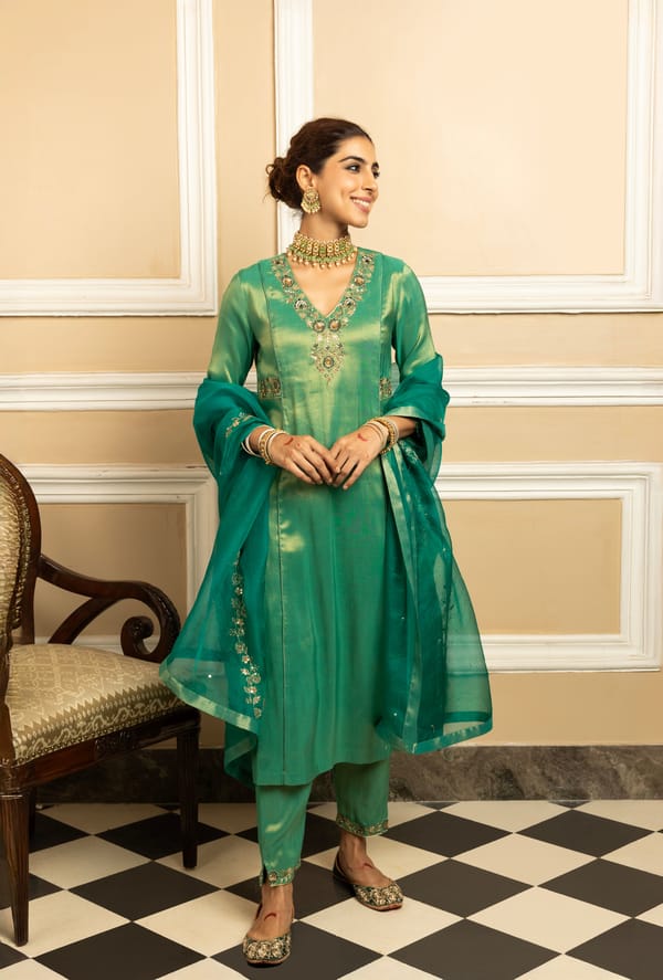 Suhani Tissue Handcrafted Kurta Set — Dohr India