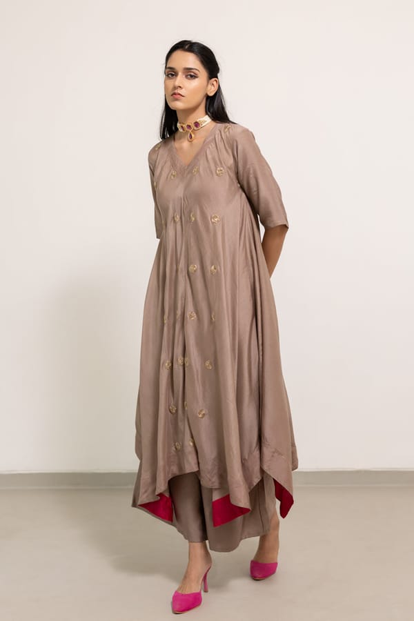 Vyangi Asymetric Kurta Set — Silai studio
