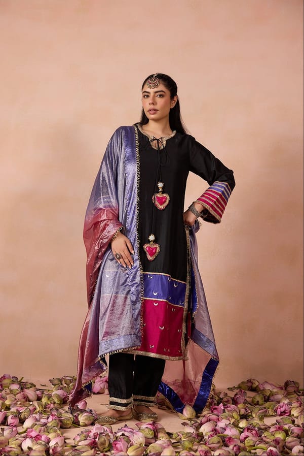 Rangeen Ishq Kurta Set — SIYONA