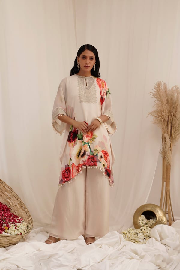 Gul Dasta Kaftan Set — Surkh Syahi