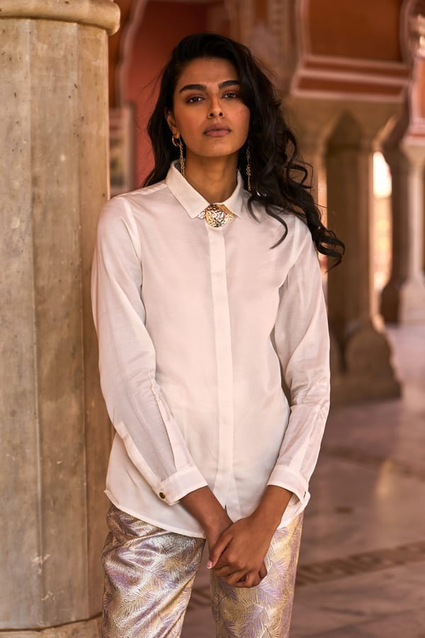 Collared Shirt with Removable Hammered Gold Neck Detail — Dash and Dot