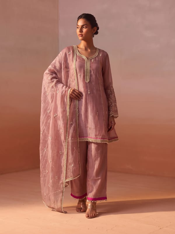 Crush Scallop Sleeve — Poshaak
