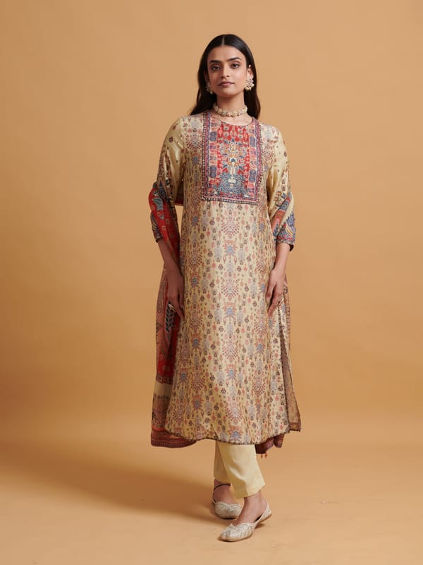 Off-White Printed Straight Kurta Set with Dupatta — SAUNDH
