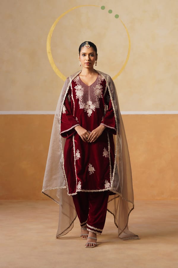Ibadat Kurta Set and Dupatta — Chakkraa