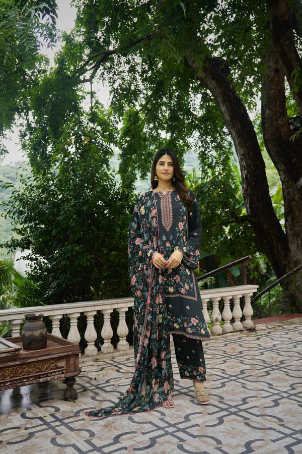 Grey Floral Printed Kurta Set With Dupatta — NARAYANI VASTRA