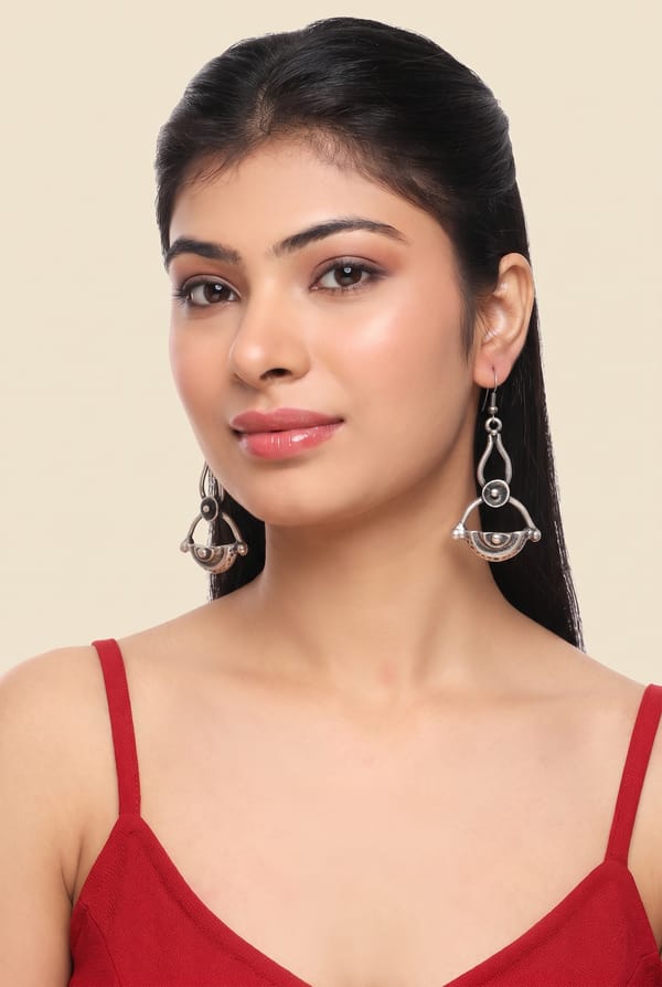 Sabr Drop Earrings — Thingalicious