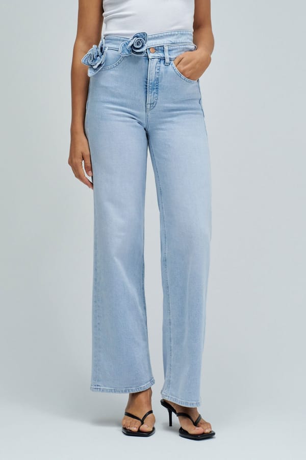 Light Blue High-Waist Wide-Leg Jeans with 3D Flower — SALSA JEANS