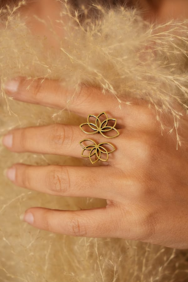 Neora Brass Ring — SOUL WORKS