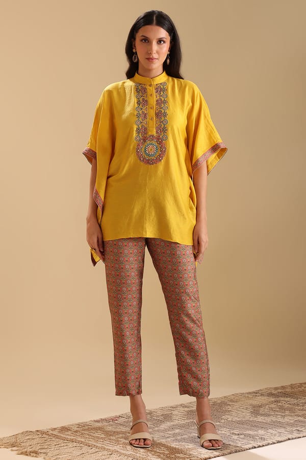 Eraya Embellished Short Kaftan Set — SOUP by Sougat Paul