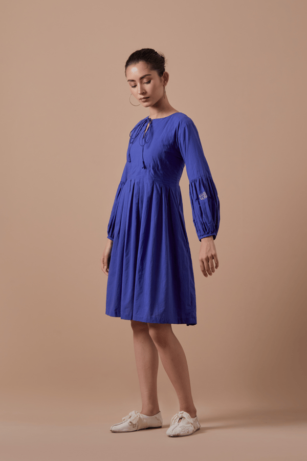 Blue Fit and Flare Knee-Length Dress with Puff Sleeves — SHIBUI