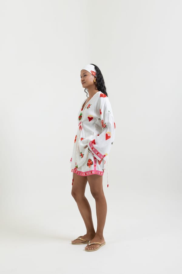 White High-Waist Printed Shorts with Contrast Hem — Label Sugar