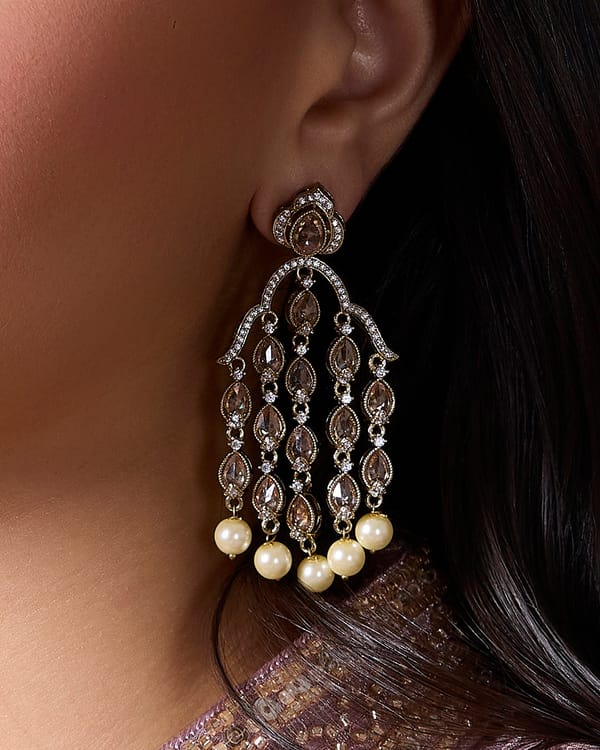 Mehrosh Earrings — Trinkets by Qunic