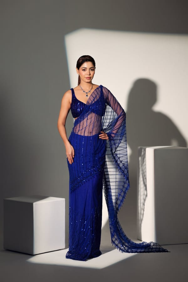 Naina Pre Draped Saree Blouse Set — LIBAS CAFE