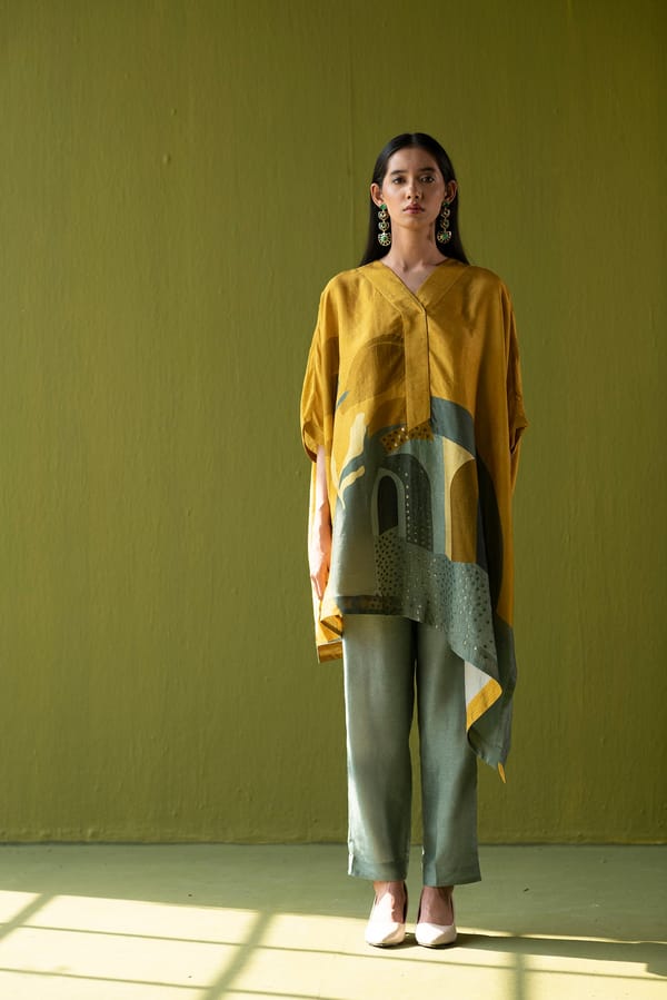 Array Gallery Mustard — CLOS