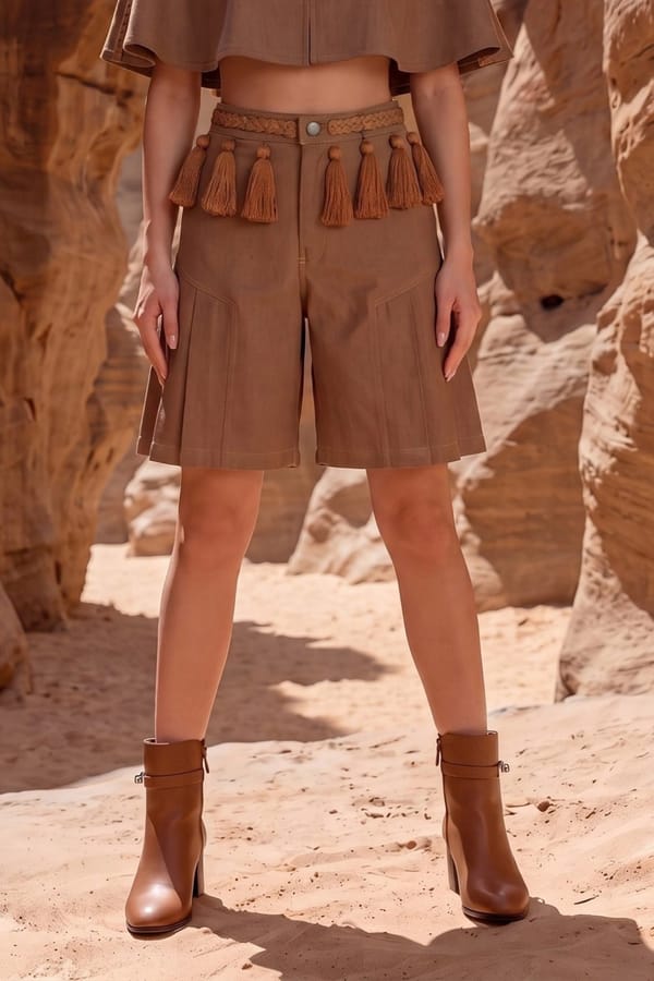 Tassle Shorts — Chöjé