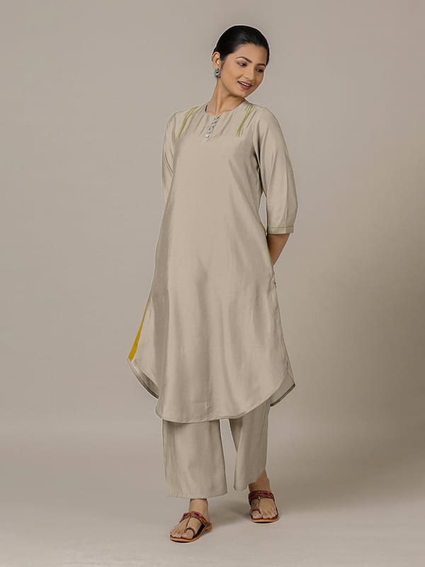 Urvi Rozaana Kurta Set — BINKS