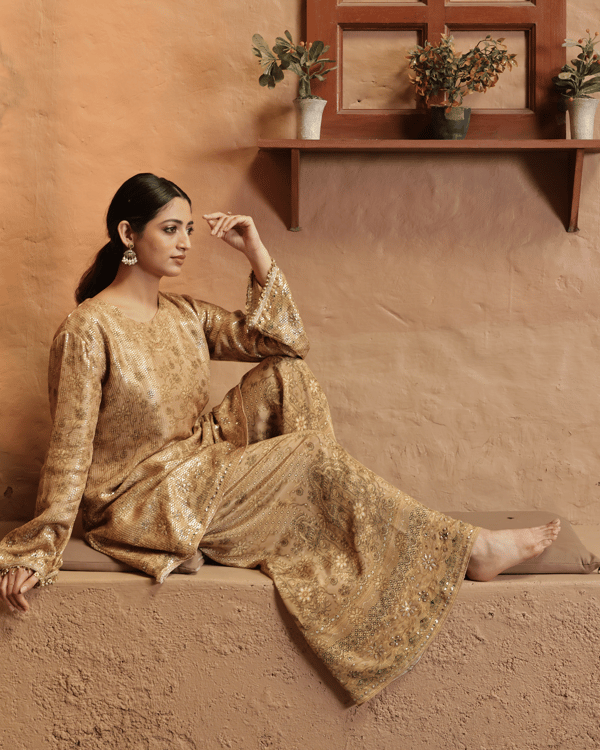 Kanak - Short Kurta Set — Surkh Syahi