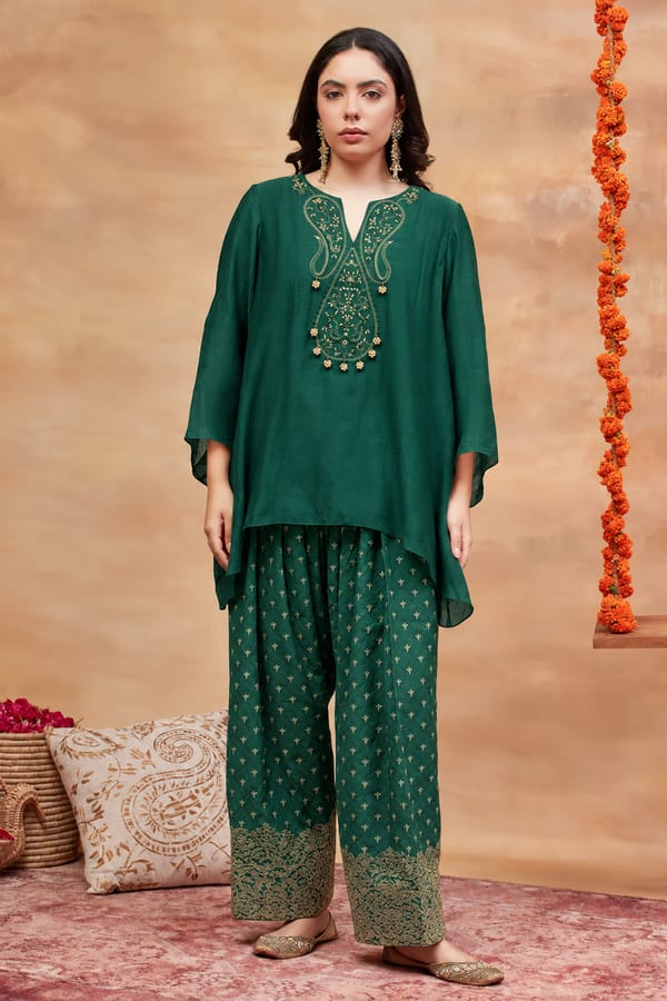 Kedar Harit Hand Embroidered Banarsi Farshi Set — DAREISS