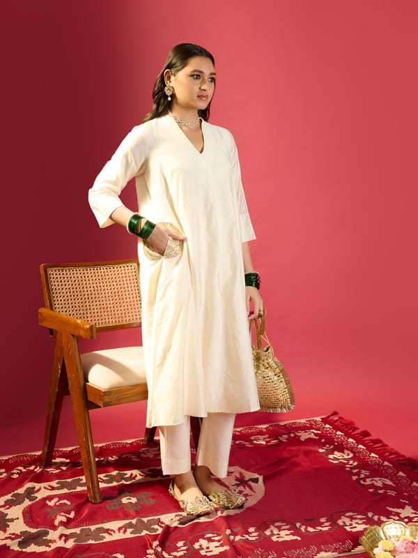Off-White Embroidered Pocket Kurta Set — KOMAL SHAH