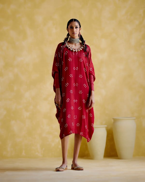 Maroon Bandhani Kaftan with Embellished Neckline — 5 Elements