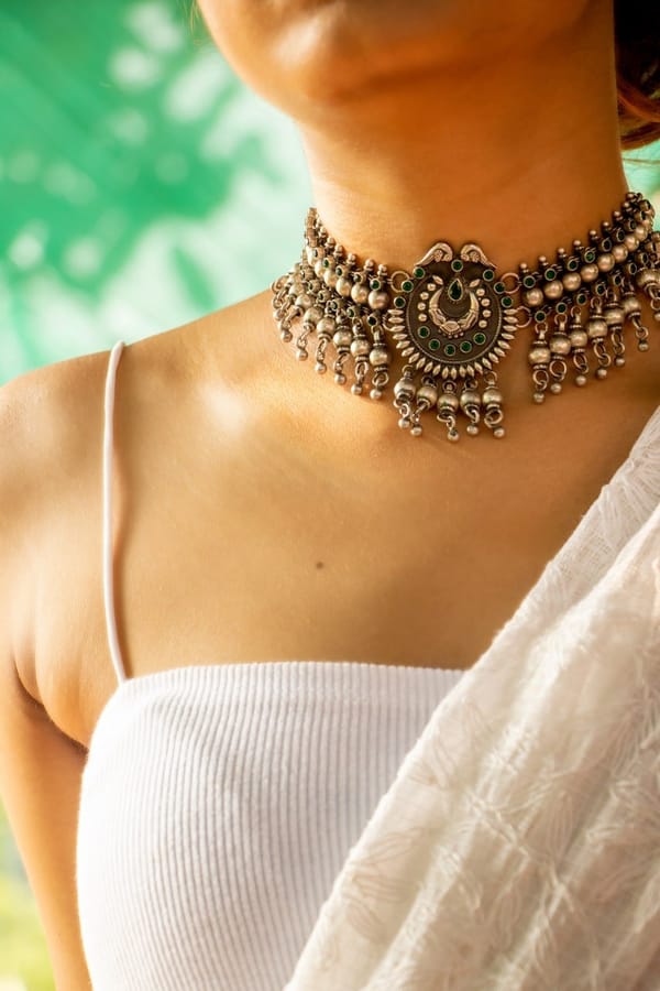 Tattva Jadau Green Ghughri Ball Choker — Shyle