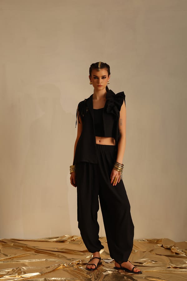 Black Statement Shoulder Co-ord Set with Wide-Leg Pants — EnEch