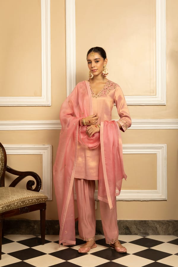 Saanvi Handcrafted Tissue Kurta Set — Dohr India