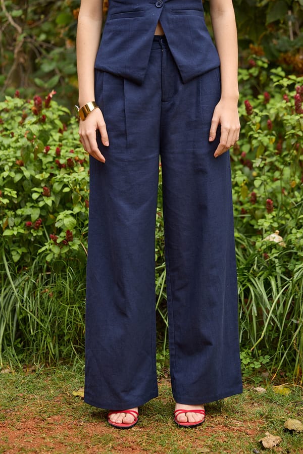 Pleated Wide-Leg Pants — The Clothing Factory