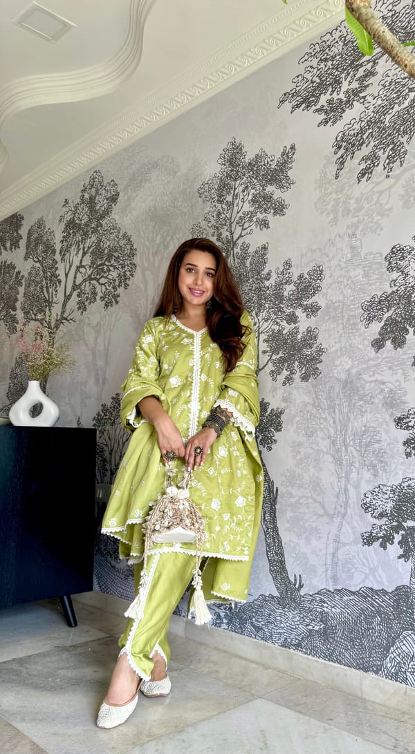 Green Cotton Embroidered Kurta Set with Lace Trim — NARAYANI VASTRA