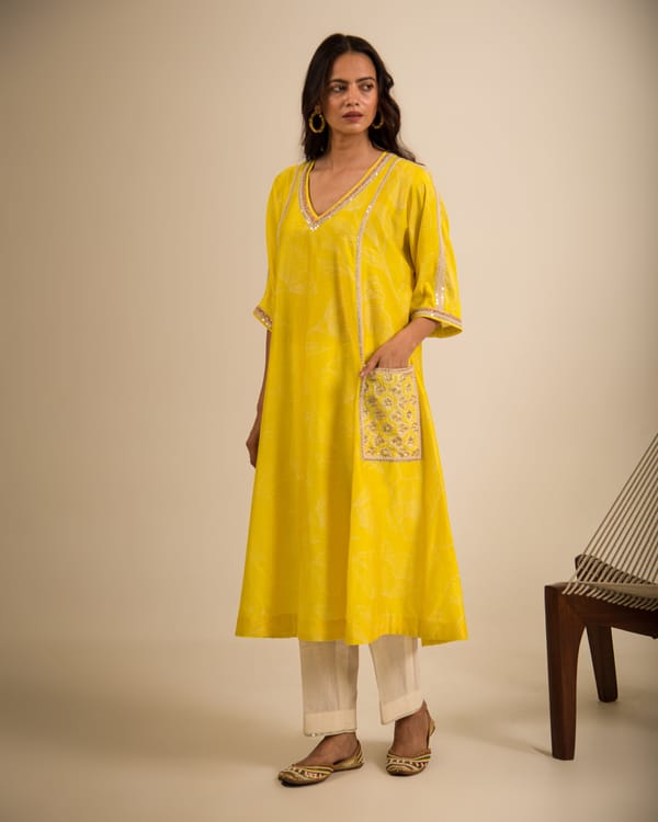 Kyra kurta with pants — Kyra