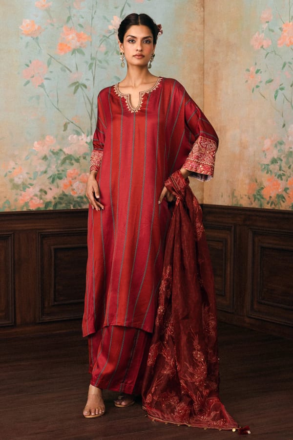 Dandelion Kurta Set — Paulmi and Harsh