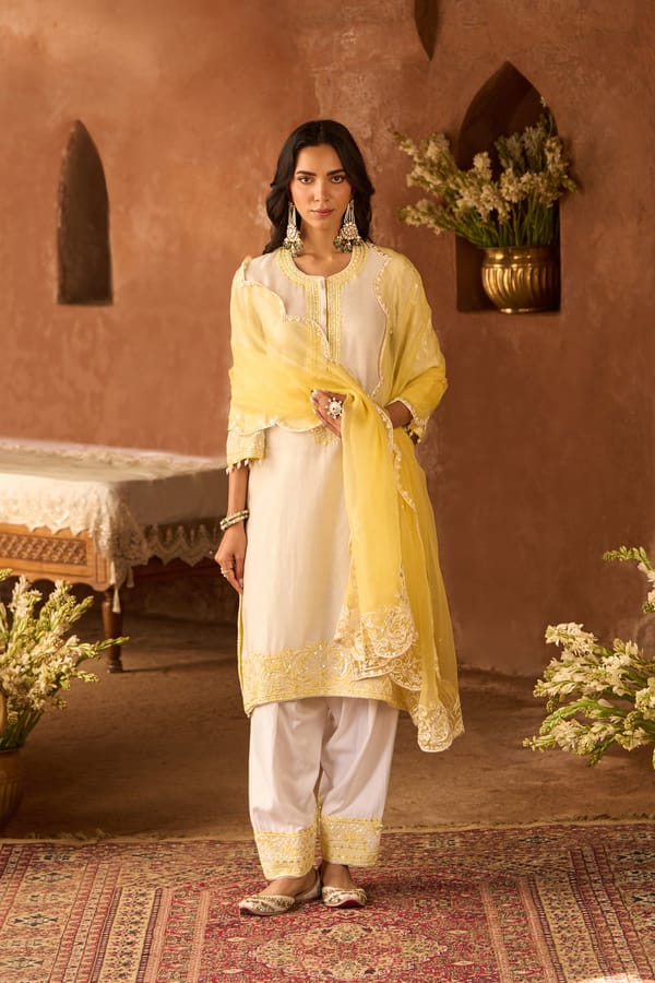 Anam - A-line Kurta With Salwar And Dupatta — Sheetal Batra