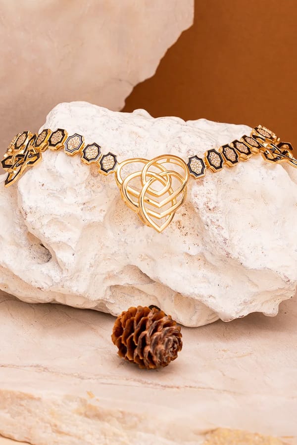 Hexagone Neckpiece Gold — GAURISH BESPOKE JEWELLERY